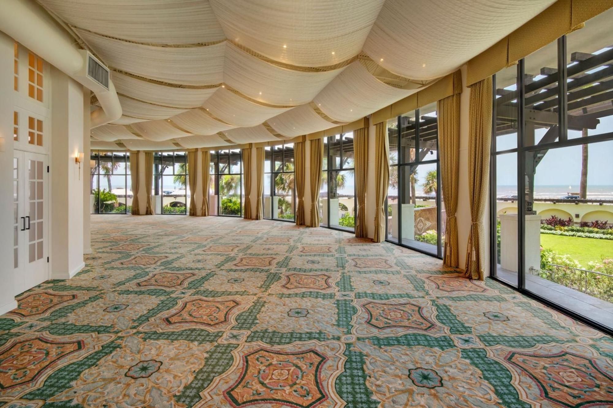 Grand Galvez Resort, Autograph Collection Галвестон Экстерьер фото